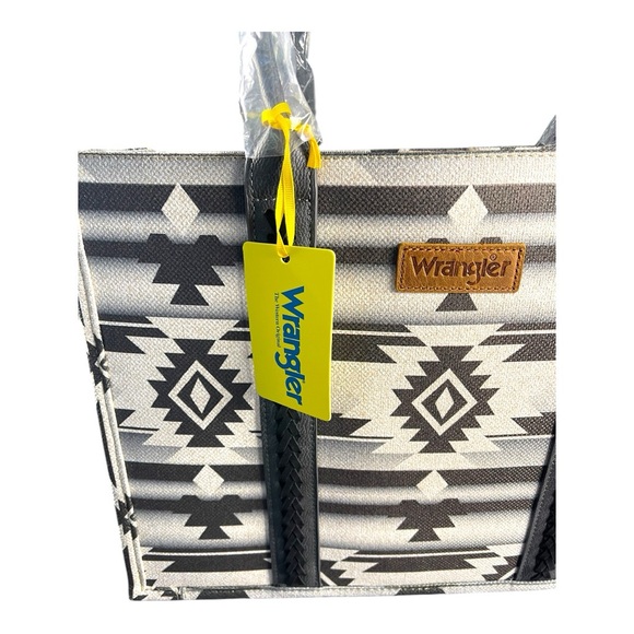 Elegant Wrangler Black & White Aztec Tote Bag - Brand New with Tags - Picture 6 of 9